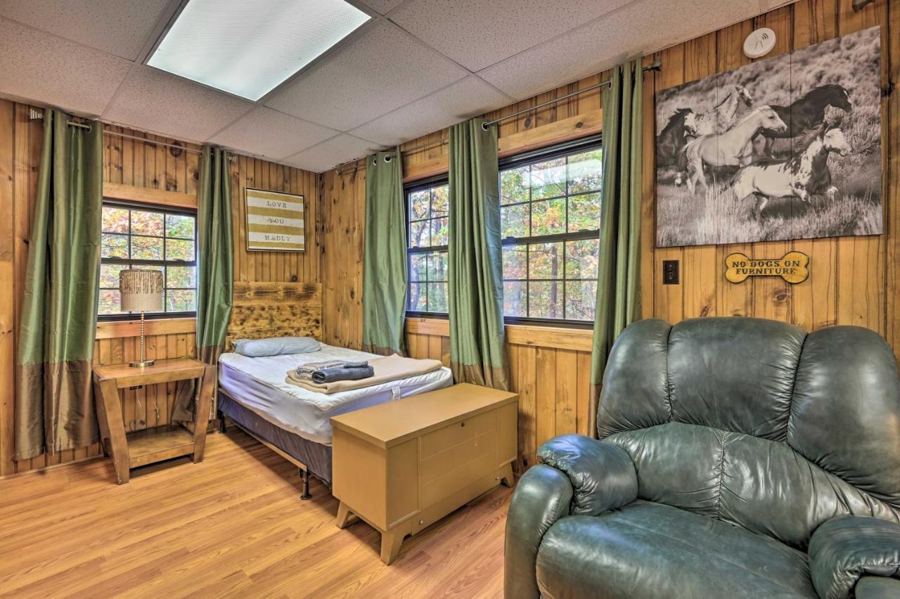 Cheyenne Ranch Apt With 50 Acres By Raystown Lake Huntingdon Exterior foto